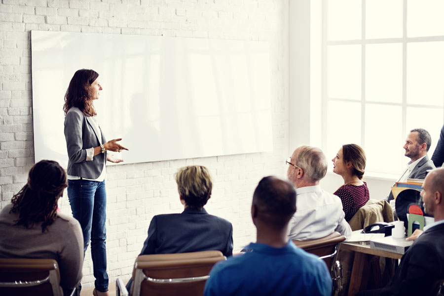 expert-classroom-based-business-courses Expert classroom - based business courses
